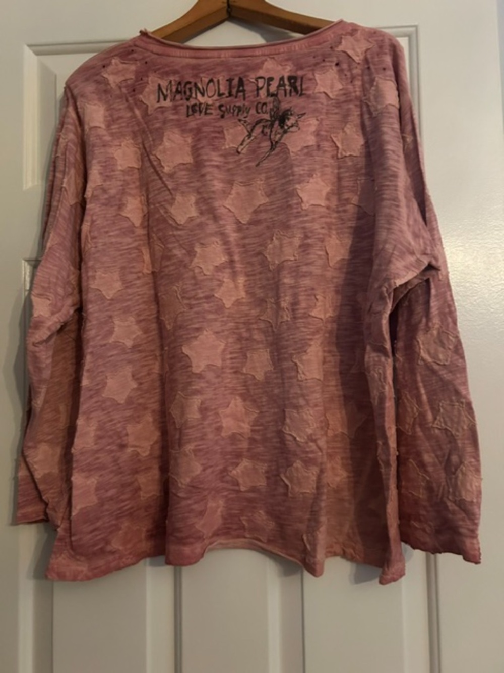 NWT- Magnolia Pearl Star Applique Viggo T 2328: Counting Stars - Picture 2 of 5
